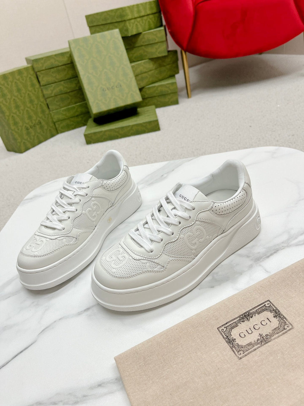 GUCCI EMBOSSED TRAINER WHITE CALFSKIN