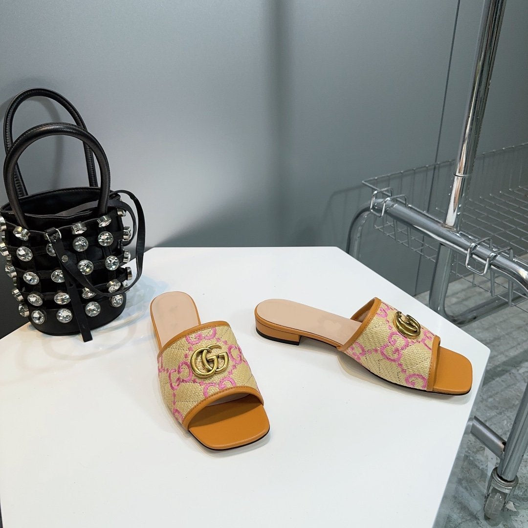 GUCCI MATELASS¨¦ CANVAS SLIDES PINK LOGO