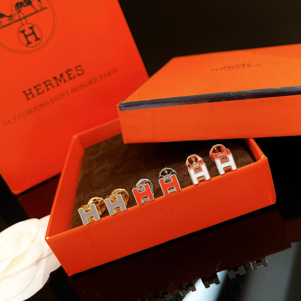 18K Cage D'H Hermes Earrings